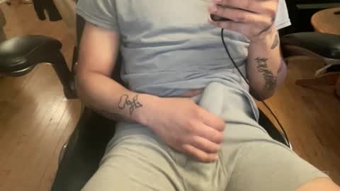 Keesey23 online show from April 13, 2026, 12:27 am