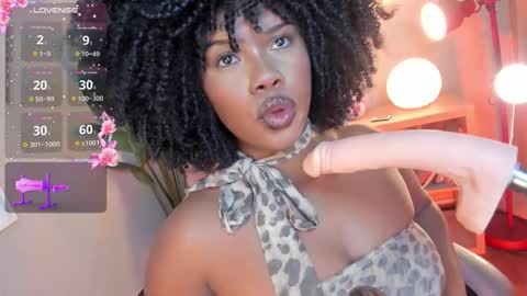 Snapshot of kehlannis_ chatting on February 2, 2026, 8:29 pm Kehlannis online show from February 2, 2026, 8:29 pm