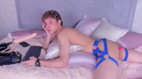 kei oliver online show from February 24, 2025, 12:59 pm