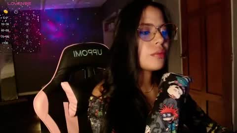 Kimk online show from September 23, 2025, 8:01 pm