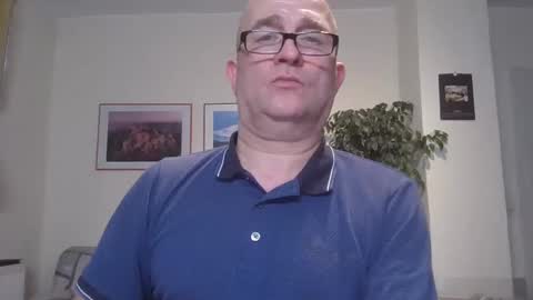 keilie1 online show from February 10, 2025, 8:31 pm