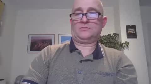 keilie1 online show from February 13, 2025, 11:37 pm