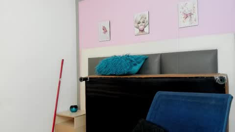 Keily Morgan online show from September 9, 2025, 2:11 am