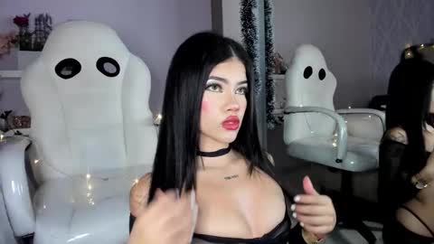 Keira Angel online show from December 4, 2025, 5:06 am