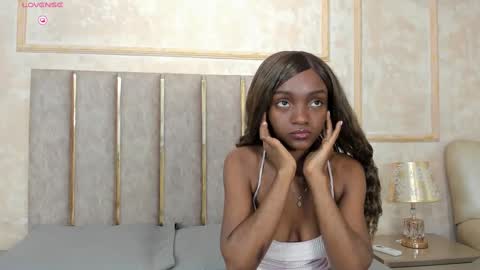 keirahartz online show from February 13, 2025, 4:00 am