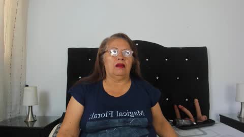   online show from November 17, 2025, 11:49 am