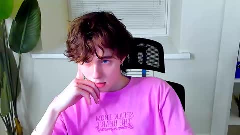 Snapshot of keith_erickson chatting on February 4, 2026, 10:21 am Keith online show from February 4, 2026, 10:21 am