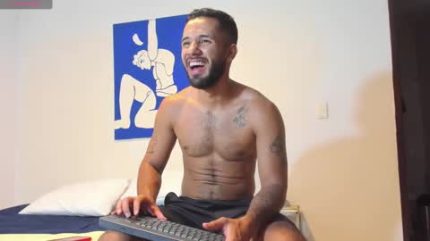 Snapshot of keith_lawrence_ chatting on November 12, 2025, 6:52 pm keith_lawrence_ online show from November 12, 2025, 6:52 pm