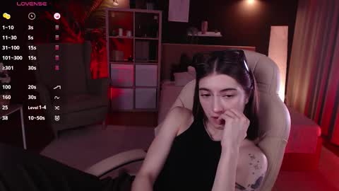 Rina online show from September 26, 2025, 7:45 am