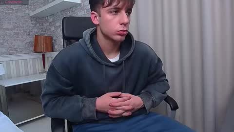 Snapshot of kellenwest chatting on January 14, 2026, 11:16 am KellenWest online show from January 14, 2026, 11:16 am