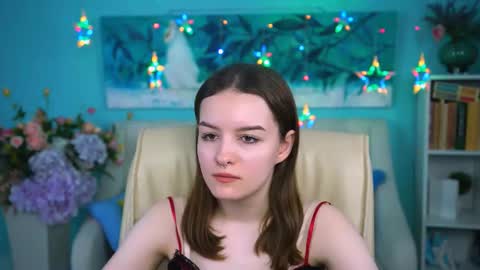 kelliebanshe online show from June 12, 2026, 4:33 am