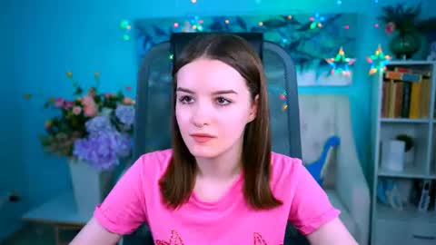 kelliebanshe online show from July 5, 2026, 8:21 am