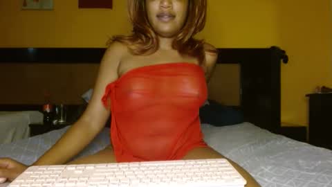 Kellie online show from October 21, 2025, 7:14 pm