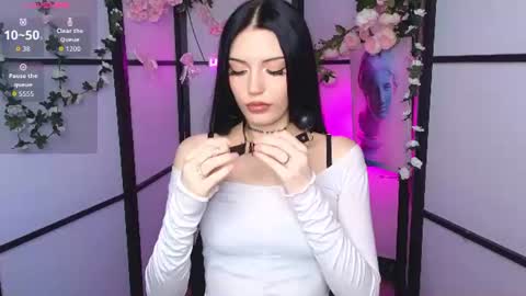 Kelly online show from June 10, 2026, 8:41 pm