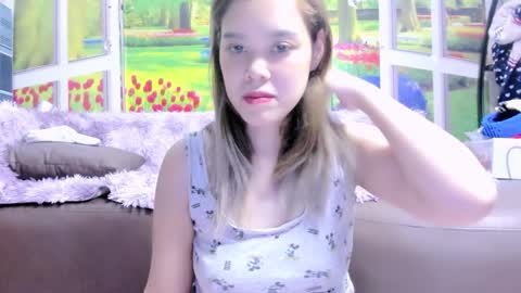 Kelly online show from November 5, 2025, 3:06 am