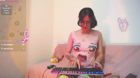 Kelly online show from November 20, 2025, 9:25 pm