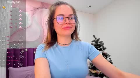 Snapshot of kelly_cuutie chatting on December 19, 2024, 9:07 am Kelly online show from December 19, 2024, 9:07 am