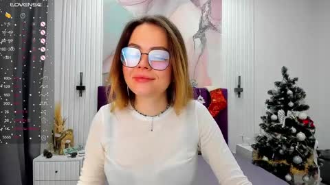 Snapshot of kelly_cuutie chatting on January 4, 2025, 1:31 am Kelly online show from January 4, 2025, 1:31 am