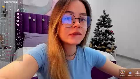 Snapshot of kelly_cuutie chatting on January 6, 2025, 1:20 am Kelly online show from January 6, 2025, 1:20 am