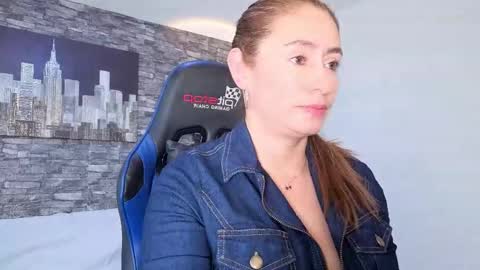 Snapshot of kelly_gracee chatting on May 4, 2026, 7:21 pm Kelly online show from May 4, 2026, 7:21 pm