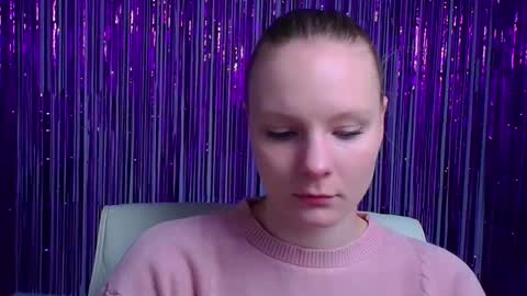 Kelly online show from September 27, 2025, 5:23 am