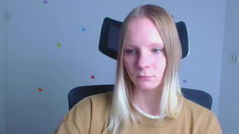 Kelly online show from October 4, 2025, 5:33 pm