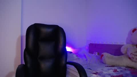 elena online show from January 7, 2025, 1:49 am