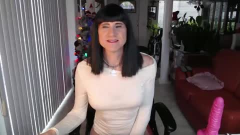 Snapshot of kellyannelynn chatting on December 29, 2024, 5:01 pm kellyanne Lynn but please call me fucktoy online show from December 29, 2024, 5:01 pm