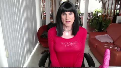 Snapshot of kellyannelynn chatting on February 8, 2025, 5:18 pm kellyanne Lynn but please call me fucktoy online show from February 8, 2025, 5:18 pm