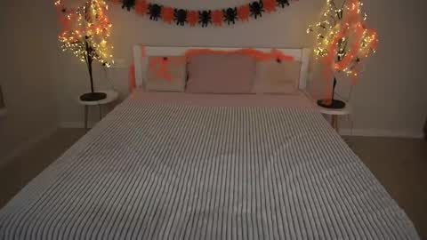 Kelly online show from October 26, 2025, 6:41 am