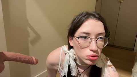 Kelly online show from March 1, 2026, 5:37 pm