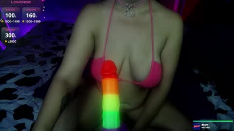 Kelly online show from September 18, 2025, 5:20 am