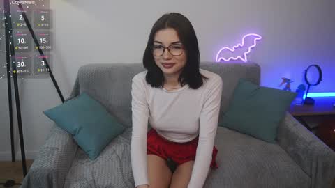 Kelly online show from January 4, 2025, 6:30 pm