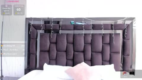 kellyMillian  online show from March 3, 2026, 12:44 pm