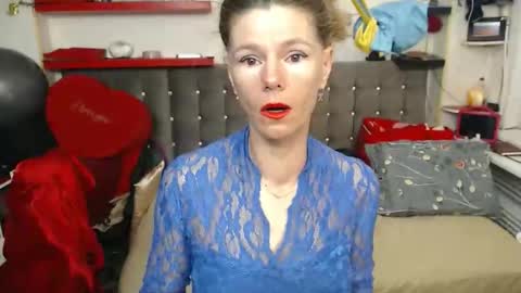 kelly online show from October 2, 2025, 1:56 am