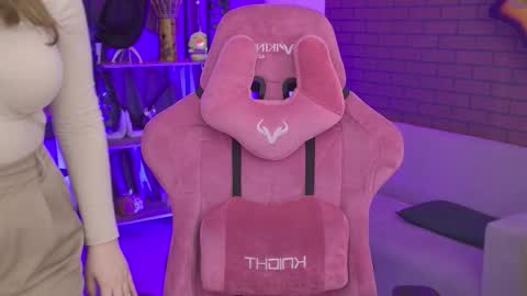 kelly online show from February 4, 2026, 11:38 am