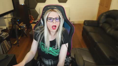 Snapshot of kelseycobalt chatting on February 6, 2025, 1:27 am kelseycobalt online show from February 6, 2025, 1:27 am