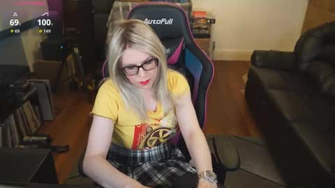 Snapshot of kelseycobalt chatting on October 16, 2025, 7:48 pm kelseycobalt online show from October 16, 2025, 7:48 pm