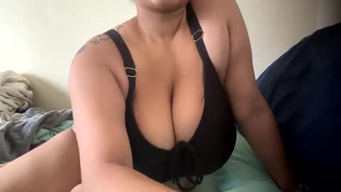 kelx0 online show from January 21, 2025, 3:43 pm