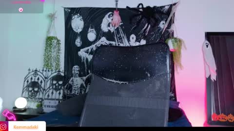 Kemma online show from October 29, 2025, 8:10 pm