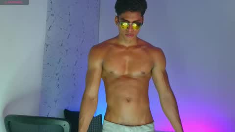 ken__owensx online show from November 24, 2025, 6:57 am