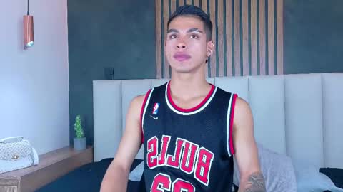   online show from February 21, 2025, 2:39 am