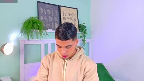   online show from September 10, 2025, 11:43 am