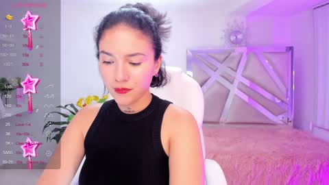 Kendall Jenner online show from December 22, 2024, 5:23 am