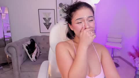 Kendall Jenner online show from January 26, 2025, 3:38 am