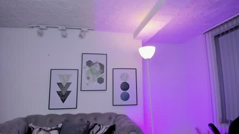 Kendall Jenner online show from January 29, 2025, 8:18 am