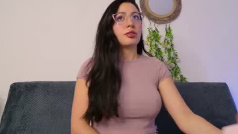 Snapshot of kendal_mosk chatting on July 24, 2026, 8:40 pm Valery online show from July 24, 2026, 8:40 pm
