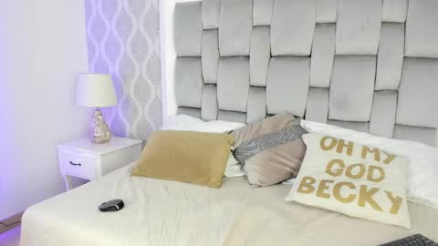 Snapshot of kendall7_ chatting on March 10, 2025, 7:50 pm Kendall online show from March 10, 2025, 7:50 pm