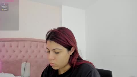 Kendall online show from November 15, 2025, 6:44 am