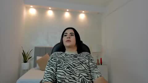 kendall_roous online show from October 14, 2025, 7:36 pm